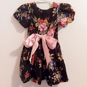 Floral Bow Dress Girls Sz 5 Philly California